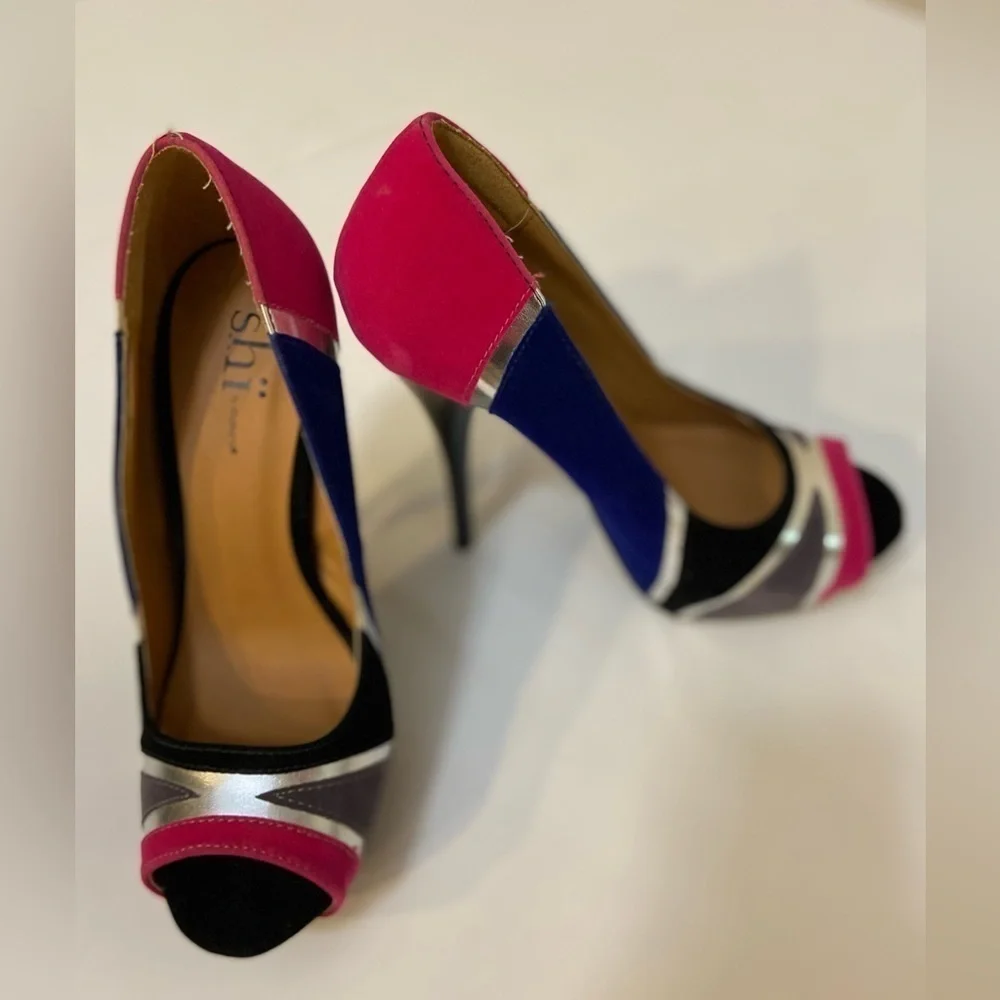 SHI By Journeys~Vibrant Faux Suede~Platform High Heel Stiletto~Peep Toe~Size 7.5